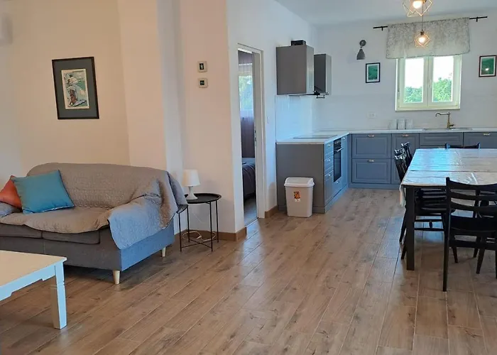 Apartament Dorina *