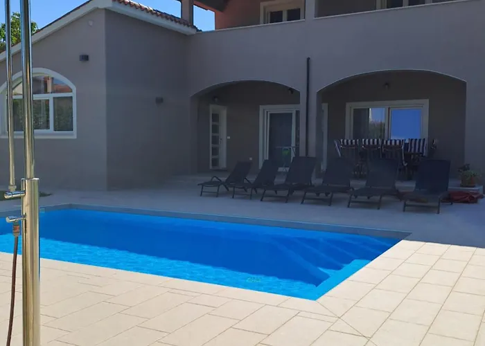 Dorina Apartament