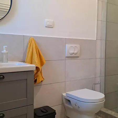Apartment Dorina *